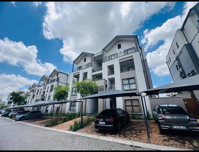 2 BEDROOM APARTMENT FOR SALE IN WATERFALL